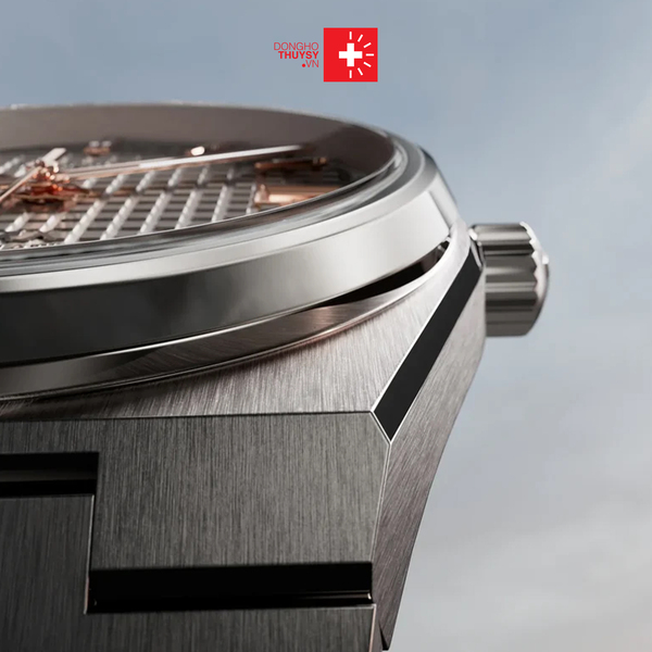 Tissot PRX Titanium – Đỉnh cao vật liệu Titanium: Gọn nhẹ bất ngờ, cứng cáp vượt trội