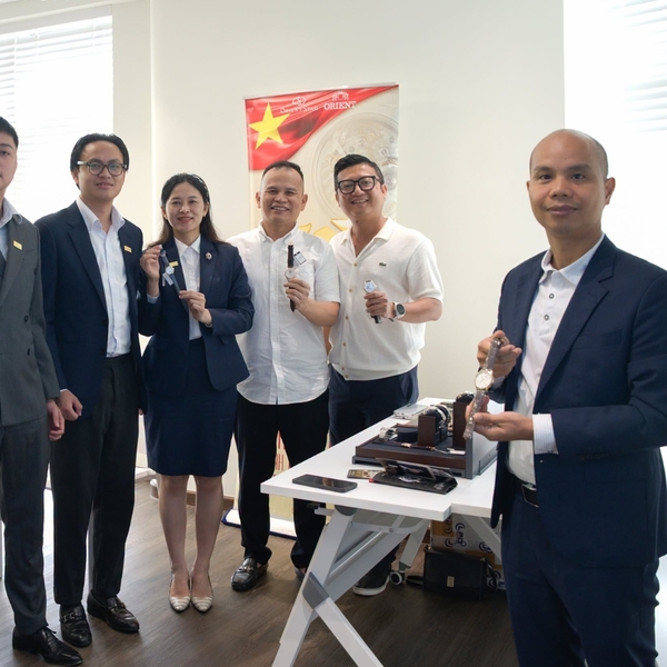 Lựa chọn DONGHOTHUYSY.VN để sở hữu những chiếc đồng hồ Frederique Constant chính hãng