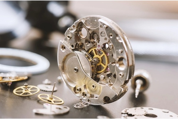 Rotor đồng hồ là gì ? Linh kiện tạo nên sự vĩnh cửu