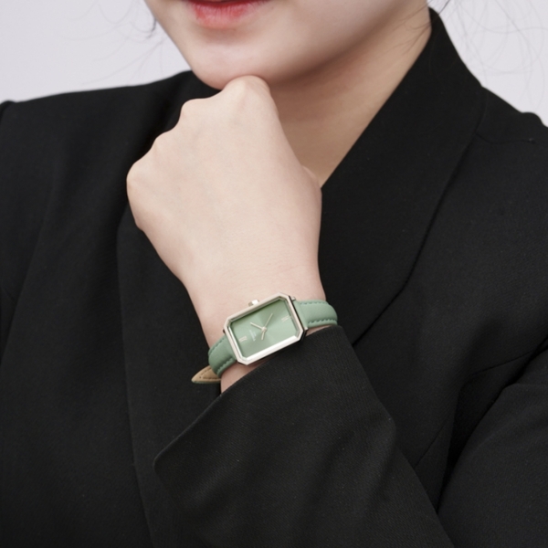 So sánh Tissot và Frederique Constant – Cuộc đụng độ của hai thương hiệu Thụy Sỹ cao cấp