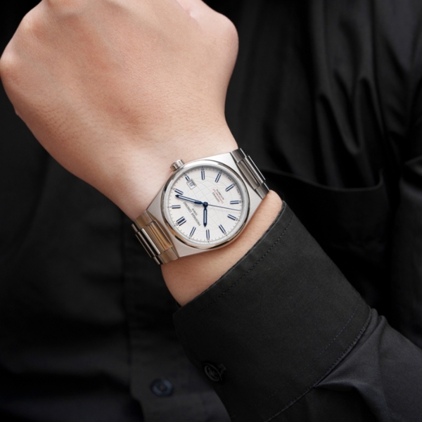 So sánh Tissot và Frederique Constant – Cuộc đụng độ của hai thương hiệu Thụy Sỹ cao cấp